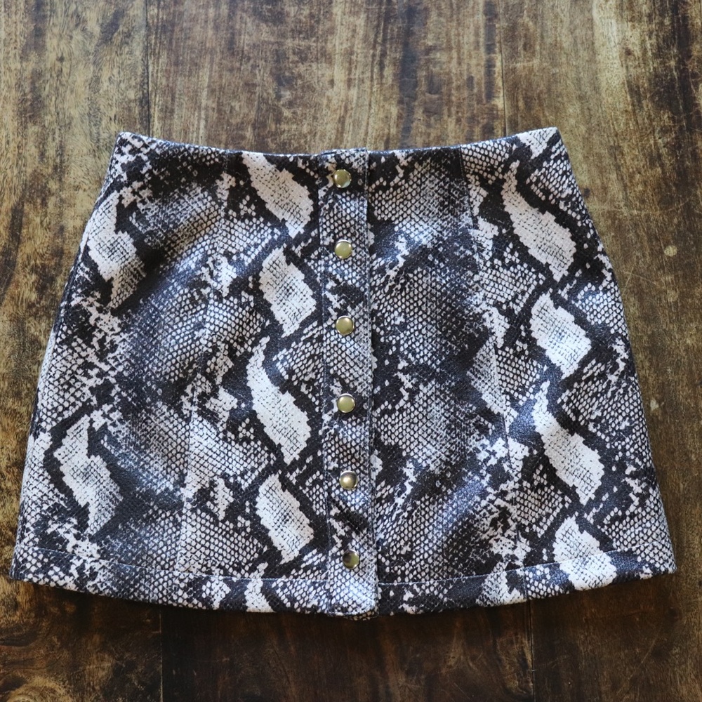 Urban Outfitters snakeskin mini skirt size S
